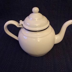 Enamelware teapot